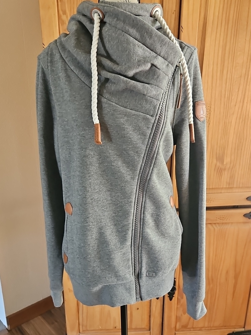 Wanakome Sweatshirt